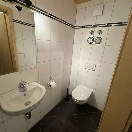 5-seen-loft Mit 4-6 Schlafplaetzen, Naehe Ammersee, Neu Eingerichtet *