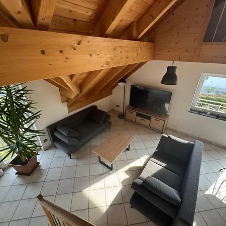 5-seen-loft Mit 4-6 Schlafplaetzen, Naehe Ammersee Apartamento
