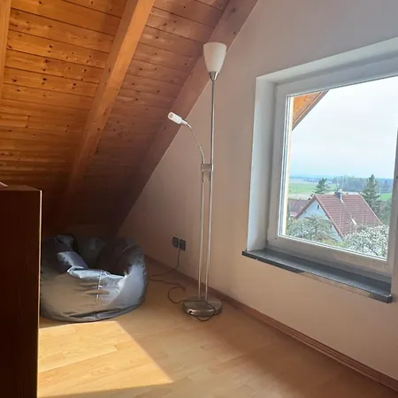 5-seen-loft Mit 4-6 Schlafplaetzen, Naehe Ammersee Apartamento *