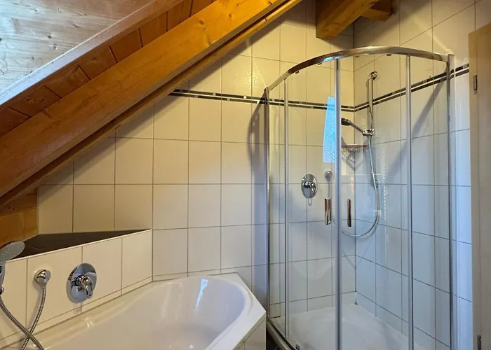 5-seen-loft Mit 4-6 Schlafplaetzen, Naehe Ammersee, Neu Eingerichtet Apartamento