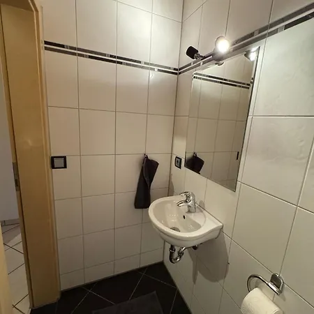 Apartamento 5-seen-loft Mit 4-6 Schlafplaetzen, Naehe Ammersee