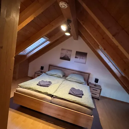 5-seen-loft Mit 4-6 Schlafplaetzen, Naehe Ammersee, Neu Eingerichtet Kottgeisering
