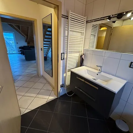 5-seen-loft Mit 4-6 Schlafplätzen, Nähe Ammersee, Neu Eingerichtet Kottgeisering