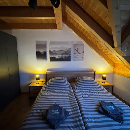 5-seen-loft Mit 4-6 Schlafplaetzen, Naehe Ammersee, Neu Eingerichtet * Kottgeisering